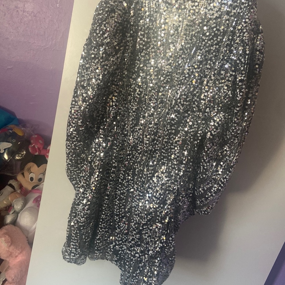Belted sequin dress by Zara
